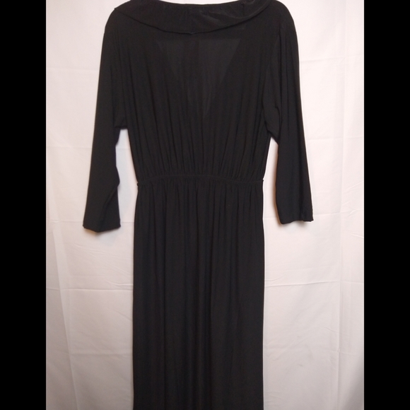 Beautiful Black Maxi Dress - Picture 2 of 4